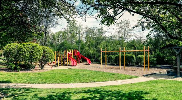 Photo of 6624 N Kilbourn Ave, Lincolnwood, IL 60712