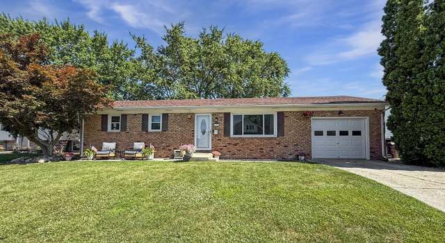 Photo of 616 Broadmeadow Rd, Rantoul, IL 61866
