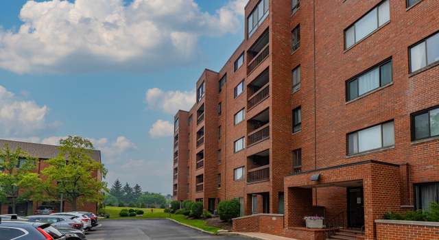 Photo of 600 Naples Ct #110, Glenview, IL 60025