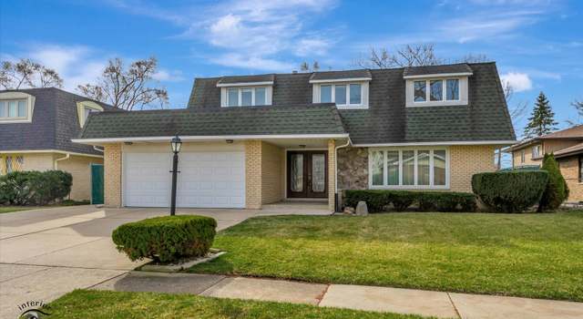 Photo of 8655 W Sun Valley Dr, Palos Hills, IL 60465