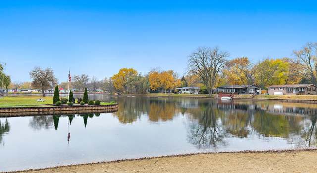 Photo of 1187 Lakewood Rd, Elgin, IL 60123