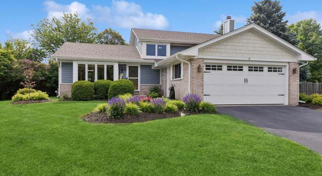 Photo of 3 Starwood Ct, Bolingbrook, IL 60490