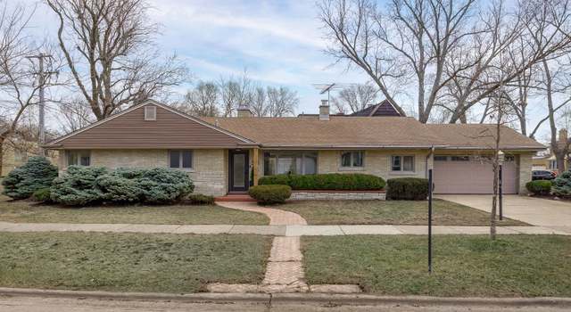 Photo of 501 Byrd Rd, Riverside, IL 60546