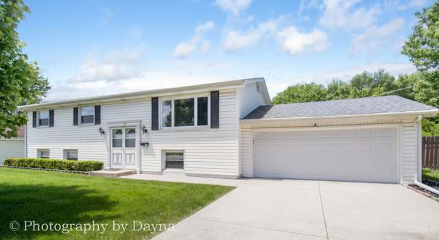 Photo of 527 Edwin Dr, Bourbonnais, IL 60914