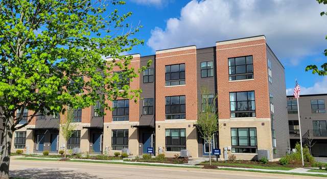 Photo of 362 Summit Cir, Lombard, IL 60148