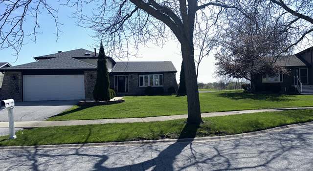 Photo of 749 Old Meadow Rd, Matteson, IL 60443