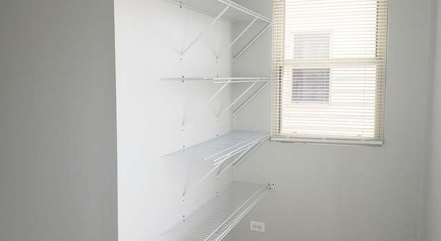 Photo of 1525 E 68th St #2, Chicago, IL 60637