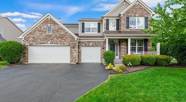 Photo of 2352 Monarchos Ln, Montgomery, IL 60538