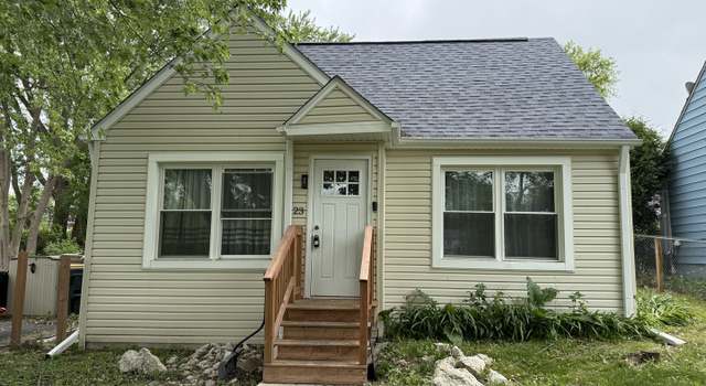 Photo of 1623 Beverly Dr, Round Lake Beach, IL 60073