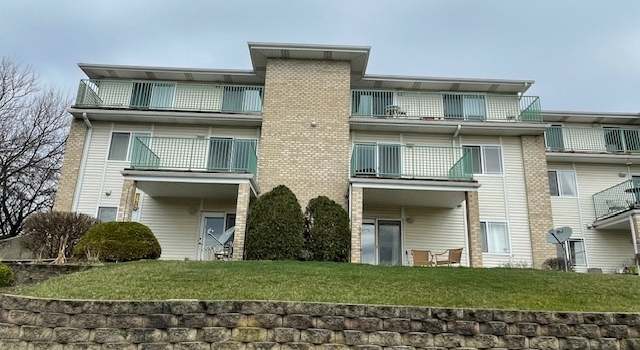 Photo of 2038 Manico Ct #200, Crest Hill, IL 60403