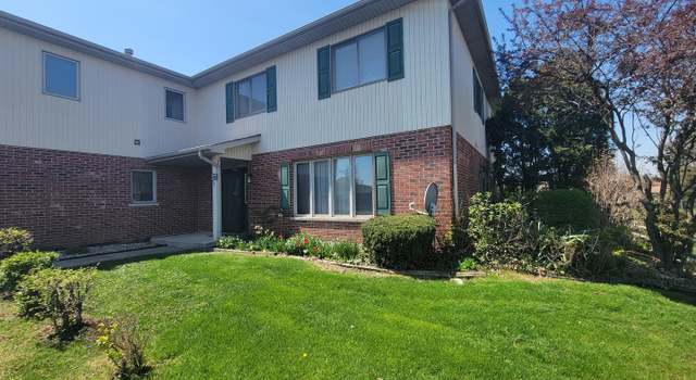 Photo of 11020 Eagle Dr Unit B, Palos Hills, IL 60465