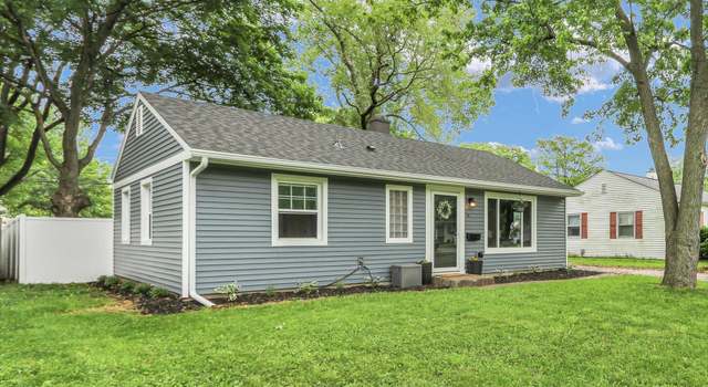 Photo of 1304 Briarcliff Dr, Urbana, IL 61801