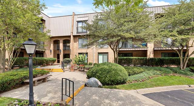 Photo of 3 The Court Of Harborside Ct #211, Northbrook, IL 60062