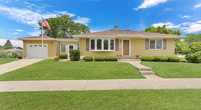 Photo of 900 Merton Ave, Waukegan, IL 60087