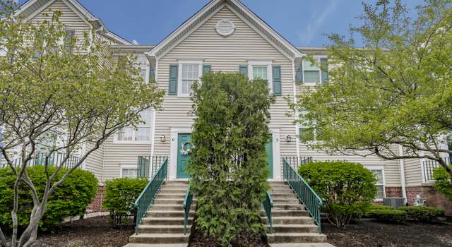 Photo of 1126 Village Center Pkwy #6, Aurora, IL 60506