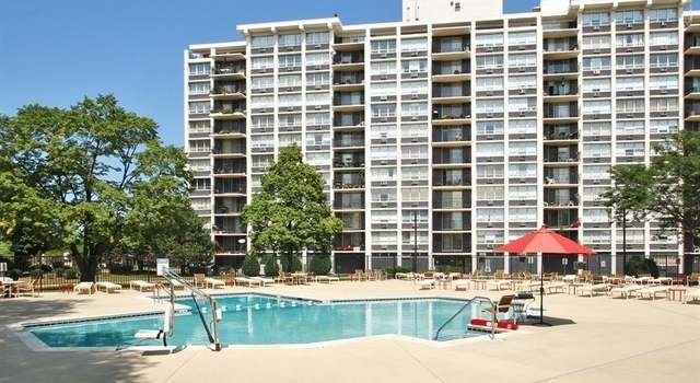 Photo of 8801 Golf Rd Unit 4G, Niles, IL 60714