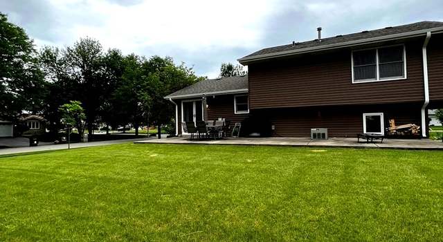 Photo of 1662 Boulder Ridge Dr, Bolingbrook, IL 60490