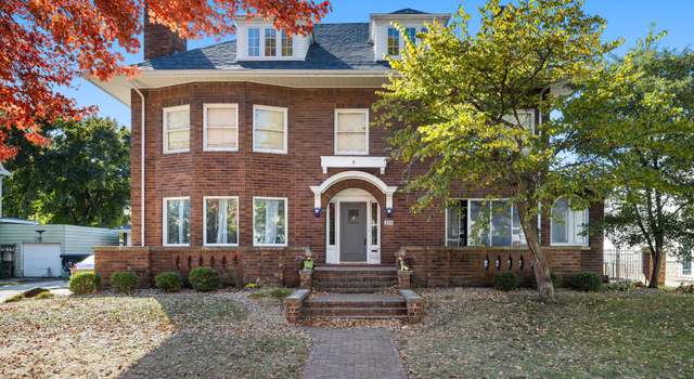 Photo of 209 E Elm St, Fairbury, IL 61739