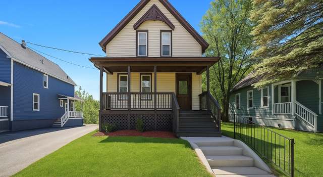 Photo of 30 Lynch St, Elgin, IL 60123
