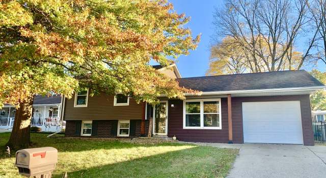 Photo of 755 Fort St, Ottawa, IL 61350