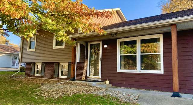 Photo of 755 Fort St, Ottawa, IL 61350