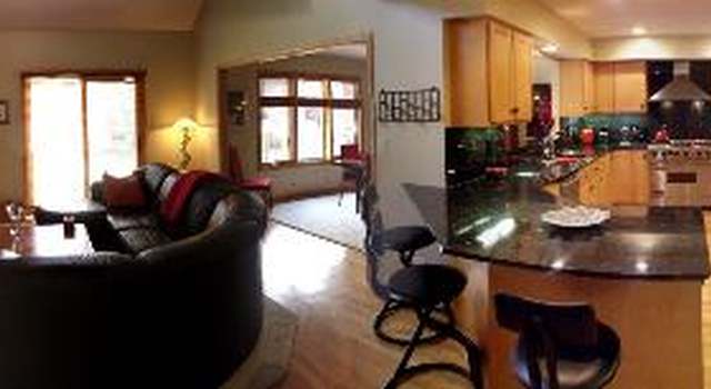 Photo of 447 MEADOWS EDGE Ln, Lisle, IL 60532