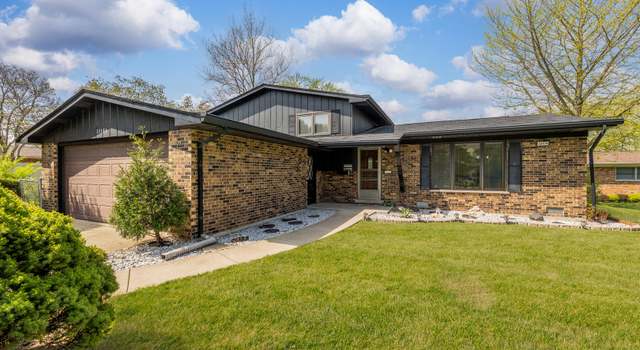 Photo of 22434 Pleasant Dr, Richton Park, IL 60471