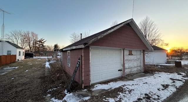 Photo of 213 Waverly St, Essex, IL 60935