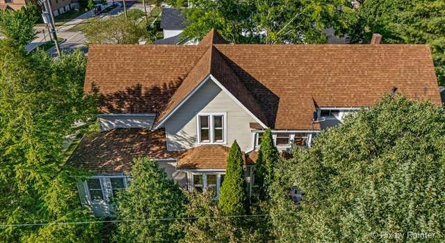 Photo of 18 Madison St, Algonquin, IL 60102