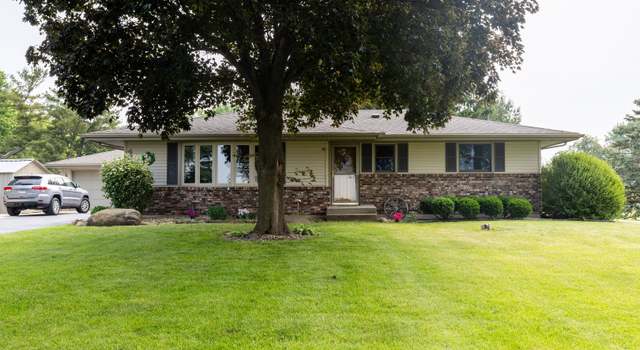 Photo of 4265 Town Hall Rd, Belvidere, IL 61008