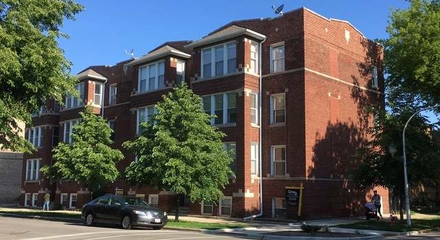 Photo of 2934 W Belle Plaine Ave Unit 2E, Chicago, IL 60618