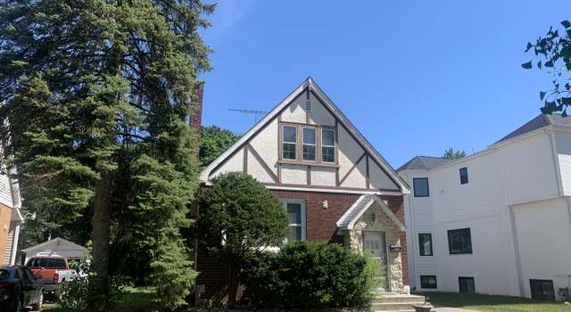 Photo of 411 W Alexander Blvd, Elmhurst, IL 60126