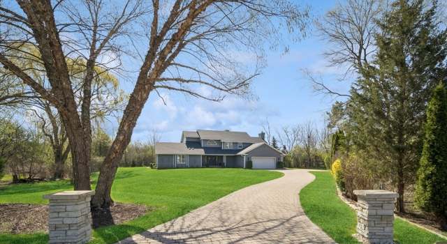 Photo of 5364 Hedgewood Ct, Long Grove, IL 60047