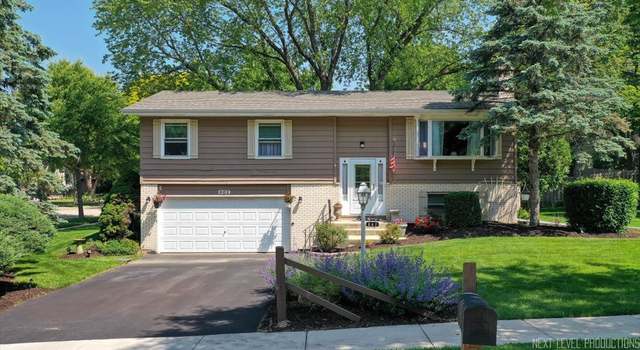 Photo of 602 S Vista Dr, Algonquin, IL 60102