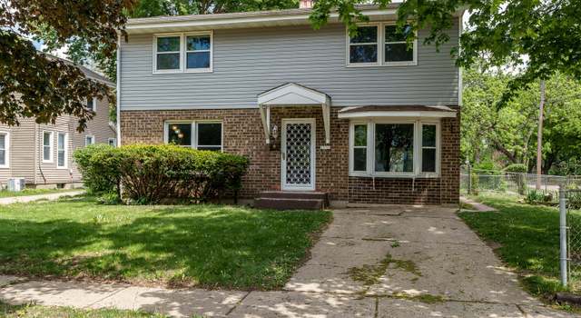 Photo of 1224 8th St, Rockford, IL 61104