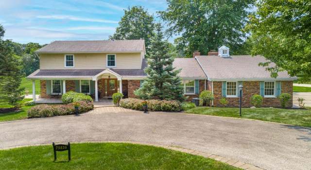Property at 25839 W Sunset Rd, Barrington, IL 60010, 5 beds, 3 baths
