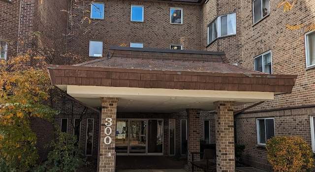 Photo of 300 S Roselle Rd #111, Schaumburg, IL 60193