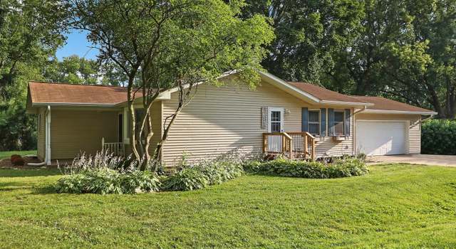 Photo of 7101 Hiawatha Dr, Wonder Lake, IL 60097
