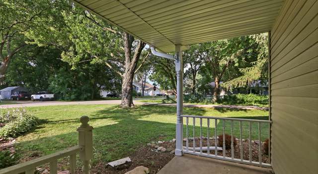 Photo of 7101 Hiawatha Dr, Wonder Lake, IL 60097