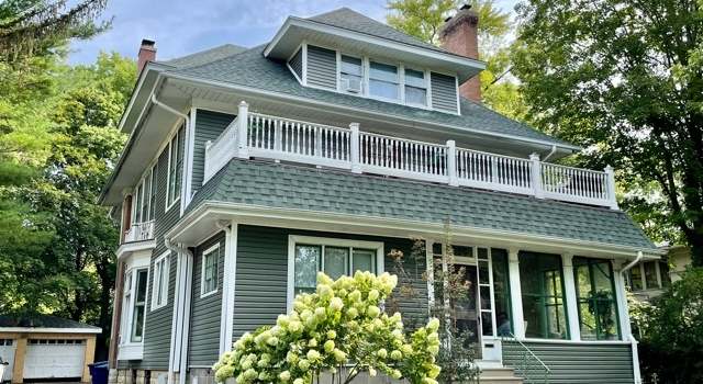 Photo of 325 College Ave, Dekalb, IL 60115