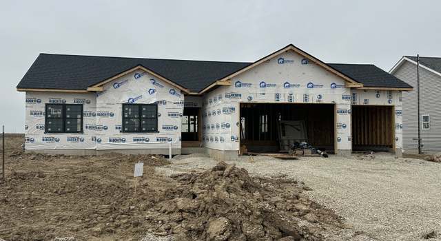 Photo of 651 S Regulators St, Rochelle, IL 61068