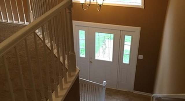 Photo of 2070 Bunker Cir, Naperville, IL 60563