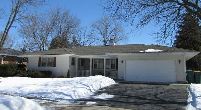 Photo of 637 Longview Dr, Antioch, IL 60002