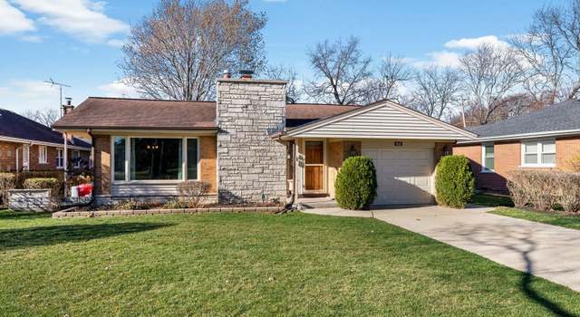 Photo of 402 S Na Wa Ta Ave, Mount Prospect, IL 60056