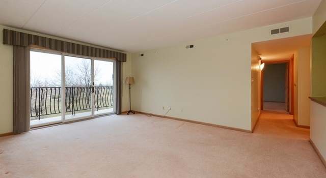 Photo of 9750 Koch Ct Unit 2D, Orland Park, IL 60467