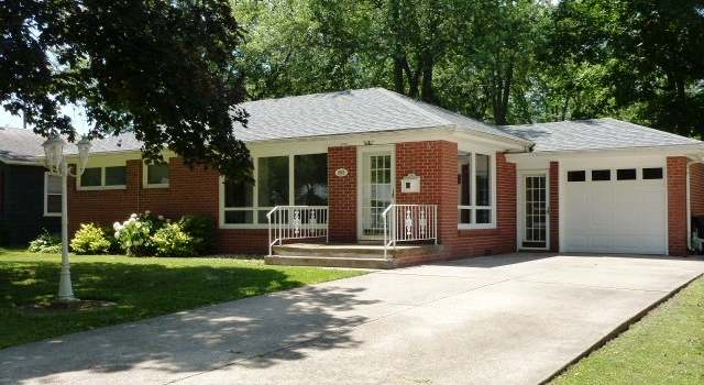 Photo of 503 S Wilson St, Clinton, IL 61727