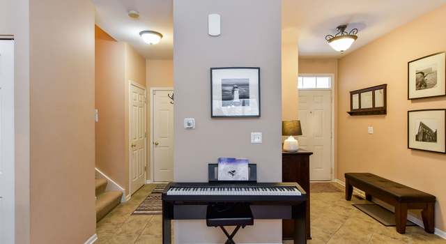 Photo of 406 N River Rd #406, Naperville, IL 60540