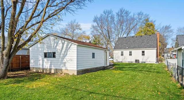 Photo of 814 Spruce St, Aurora, IL 60506