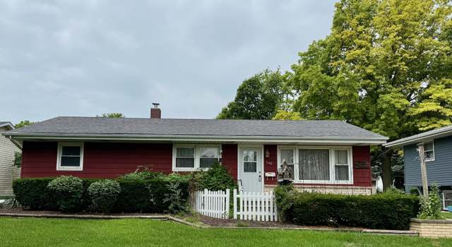 Photo of 746 N Edgelawn Dr, Aurora, IL 60506