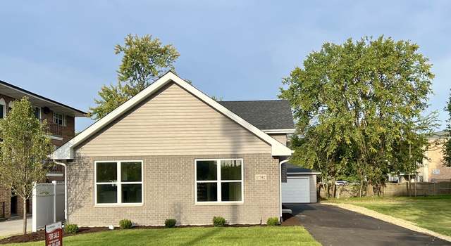 Photo of 17382 69th Ave, Tinley Park, IL 60477